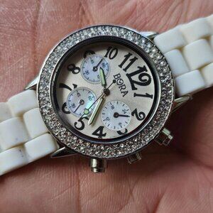 Bora Wristwatch Crytals Accent Bezel Fashion Analog Quartz Women Wrist Watch